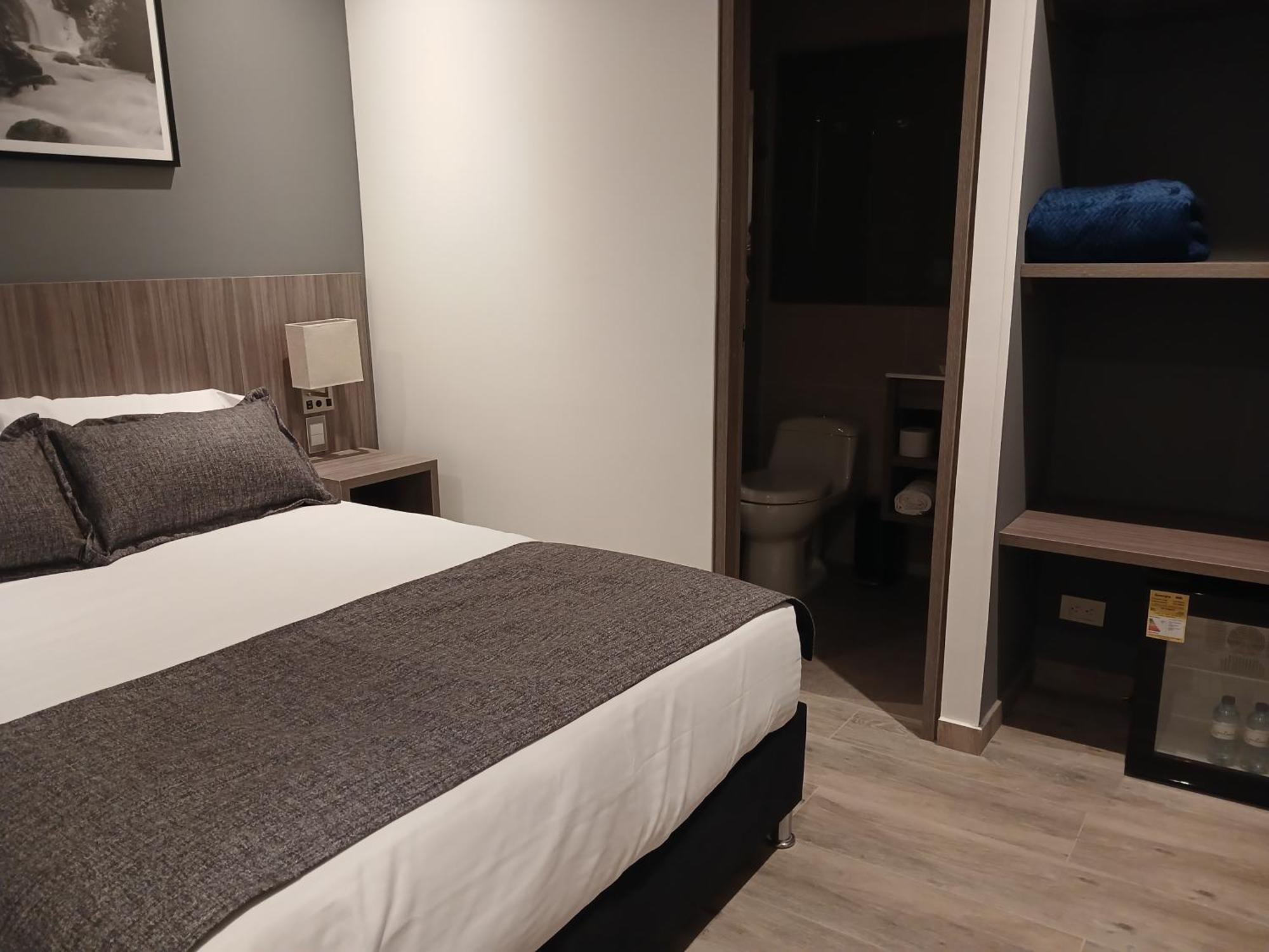 Hotel Santino Jenesano ภายนอก รูปภาพ