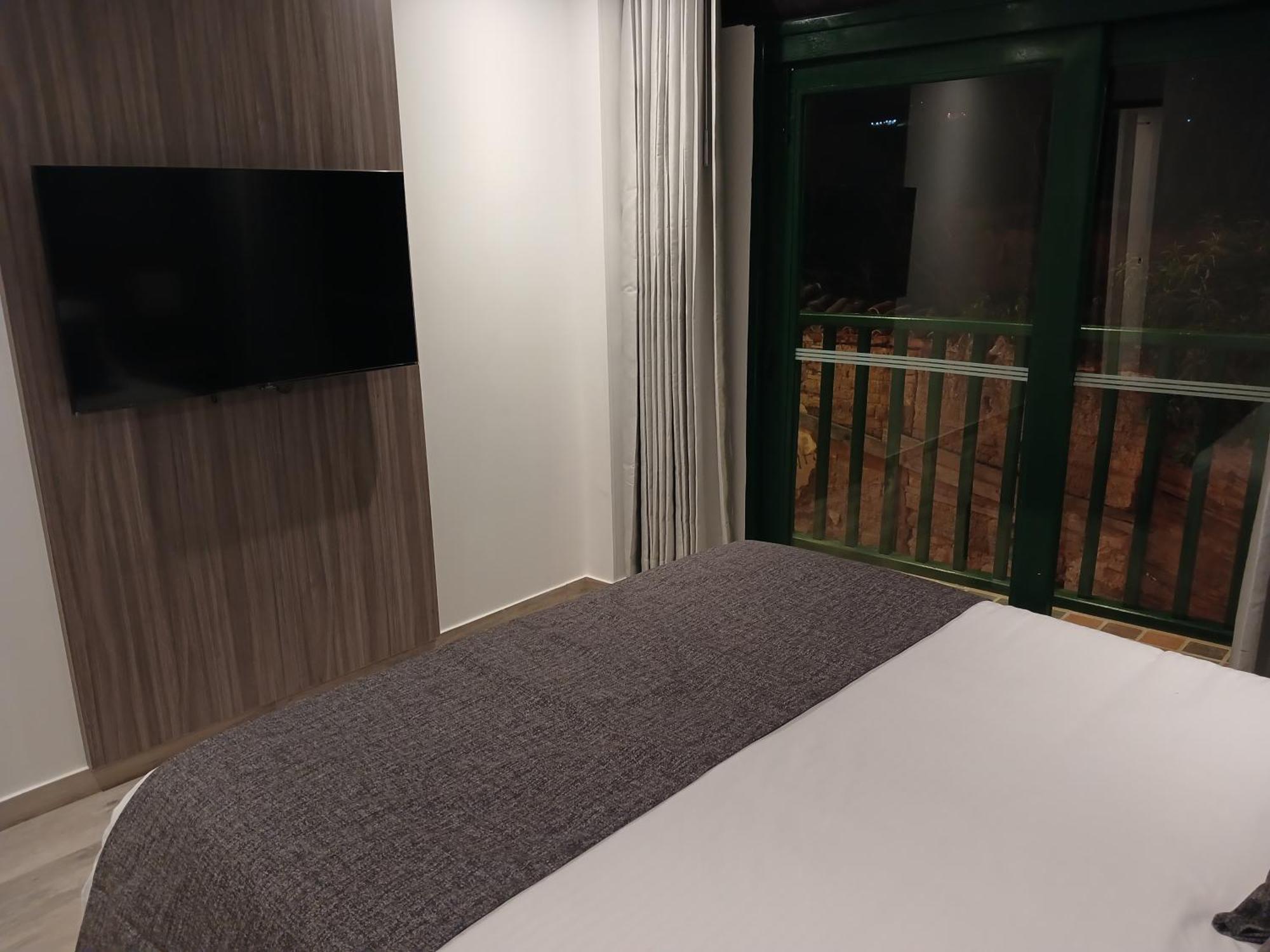 Hotel Santino Jenesano ภายนอก รูปภาพ